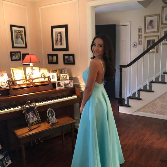 Meet your Posher, Victoria - Picture 1 of 1